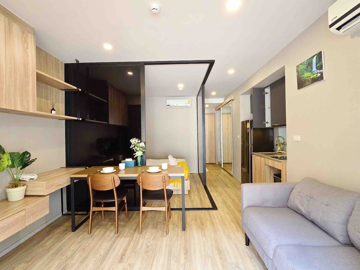 D4#曼谷花园式公寓/ BTS/沙吞区/大床房/泳池健身房免费！