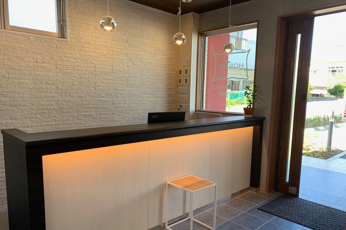 可容纳3-4人的独立房间于2019年10月开业[Hostel Sun Terrace Shishiki/大型共用空间]