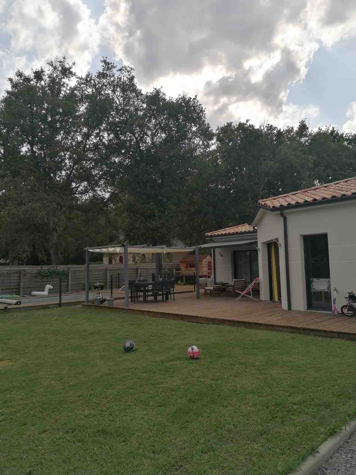 Maison au calme avec piscine