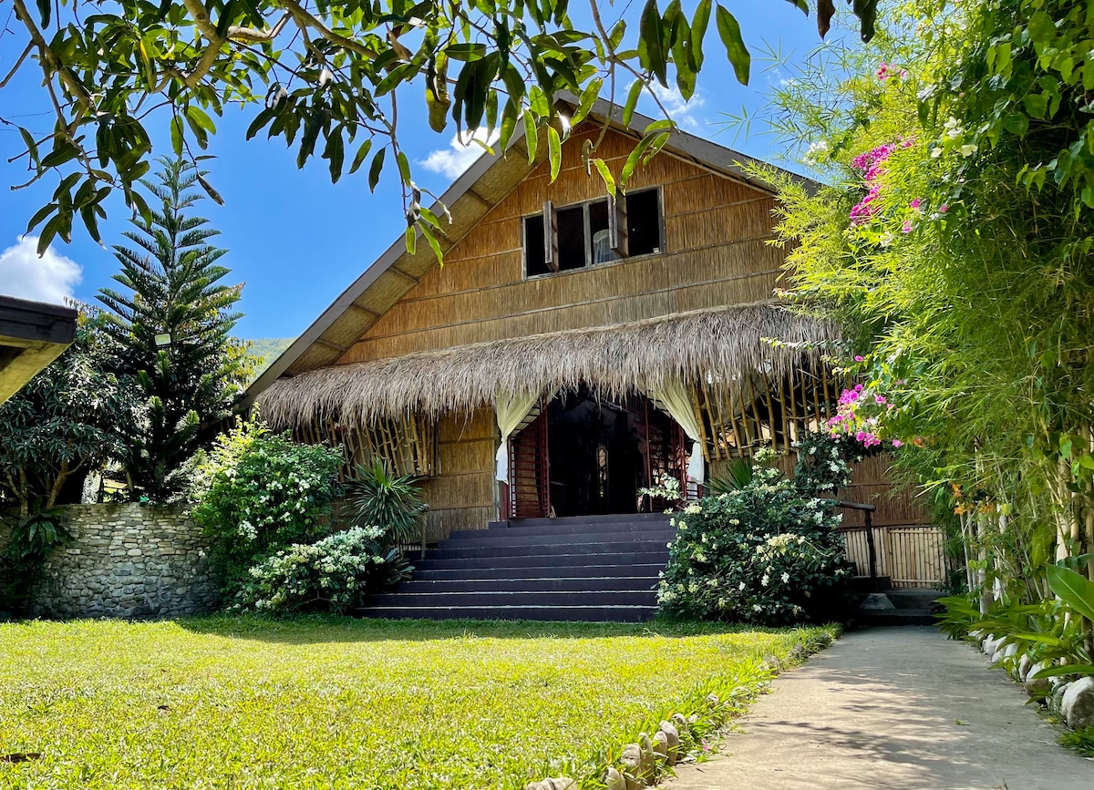 Balai Talahib山度假村（自然度假）