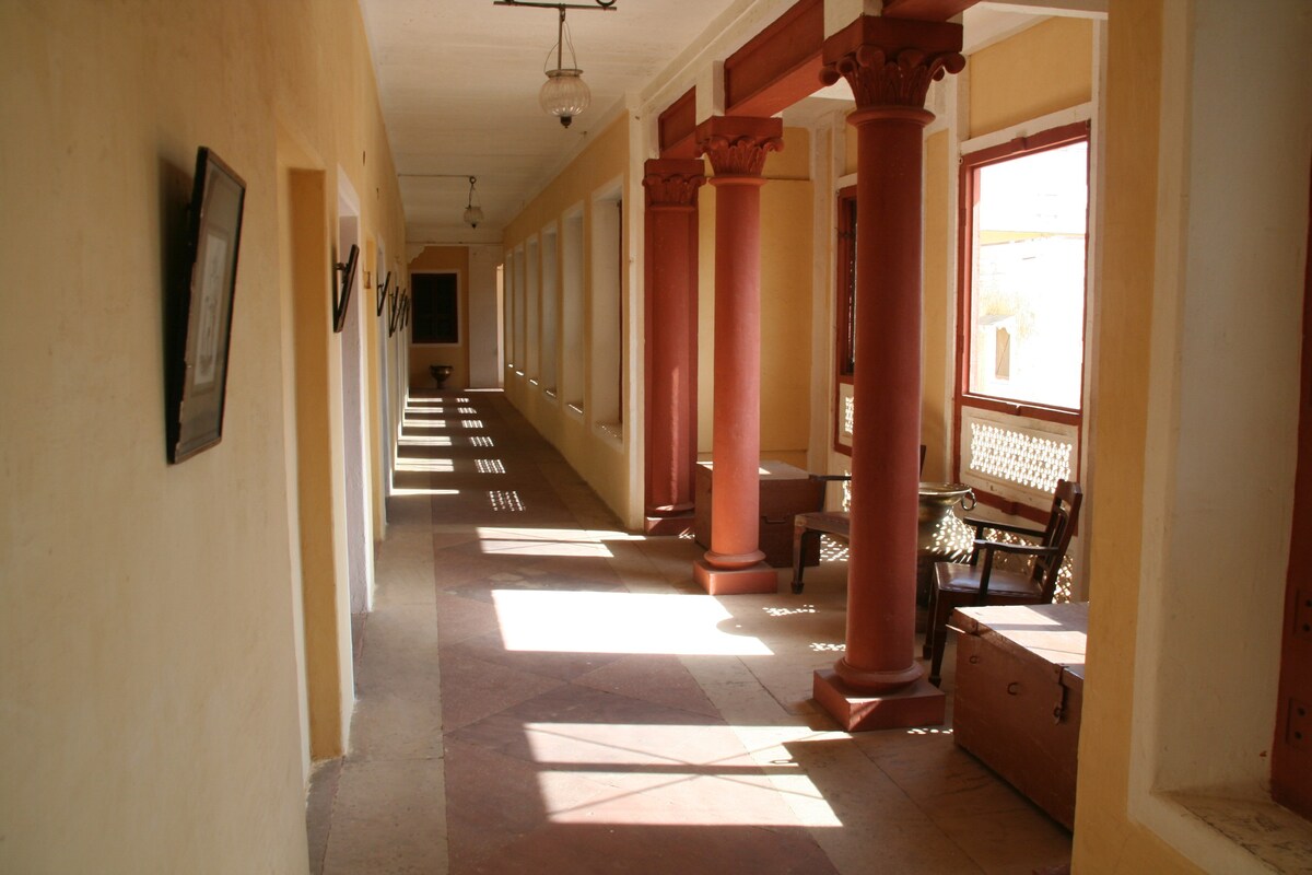 Bhanwar Vilas Palace