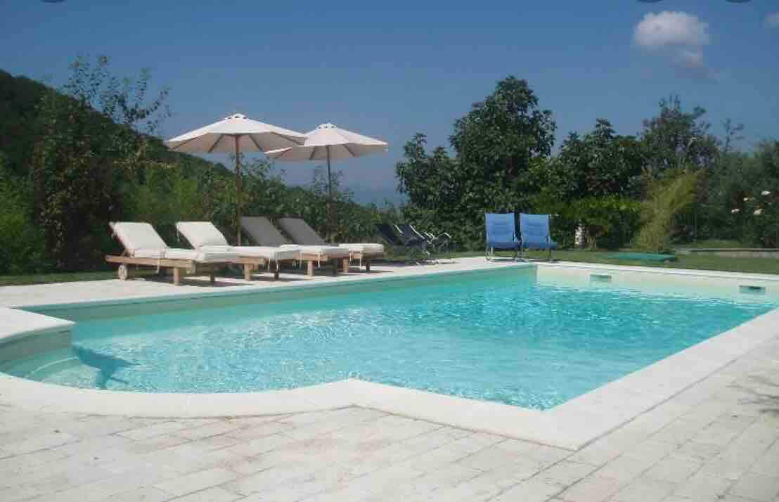 VILLAROSA SPICCIANO Exclusive Villa with pool.