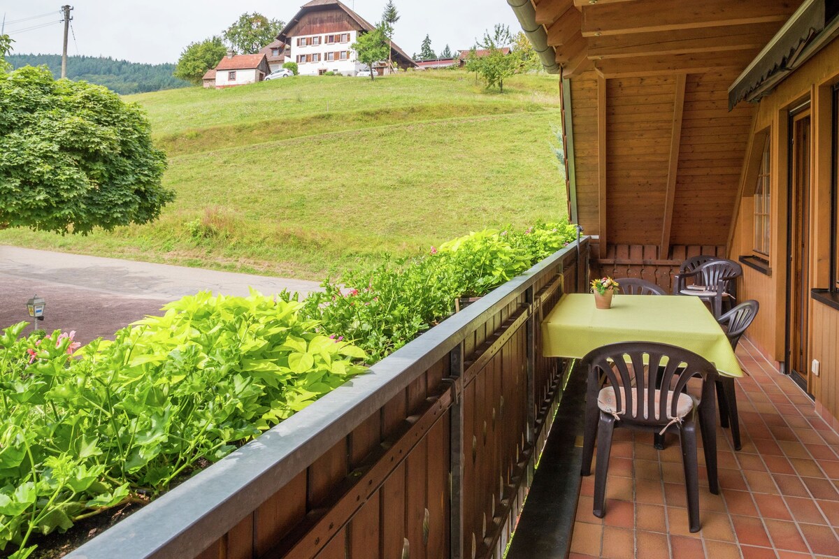 Charming Apartment in Regelsbach near City Centre