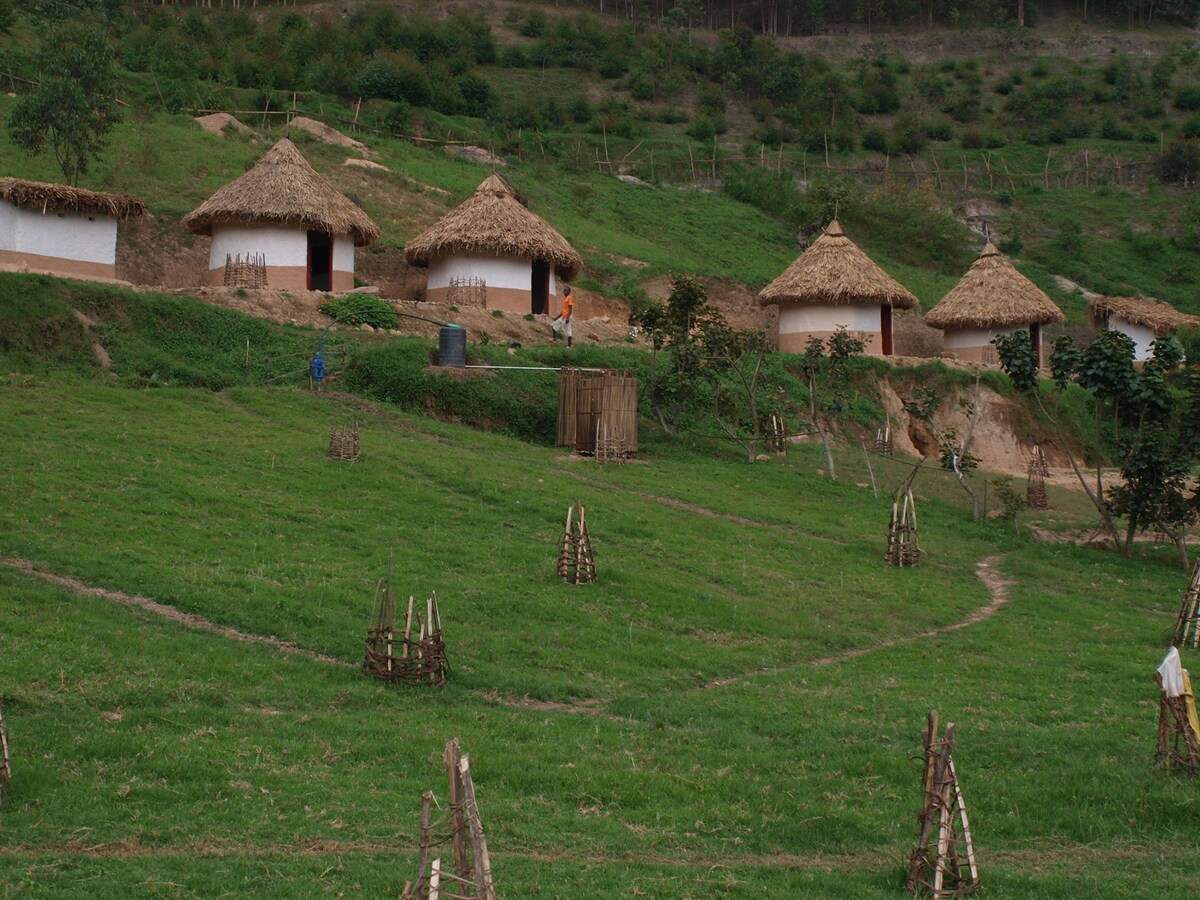 Kirangara ， Bunyonyi湖