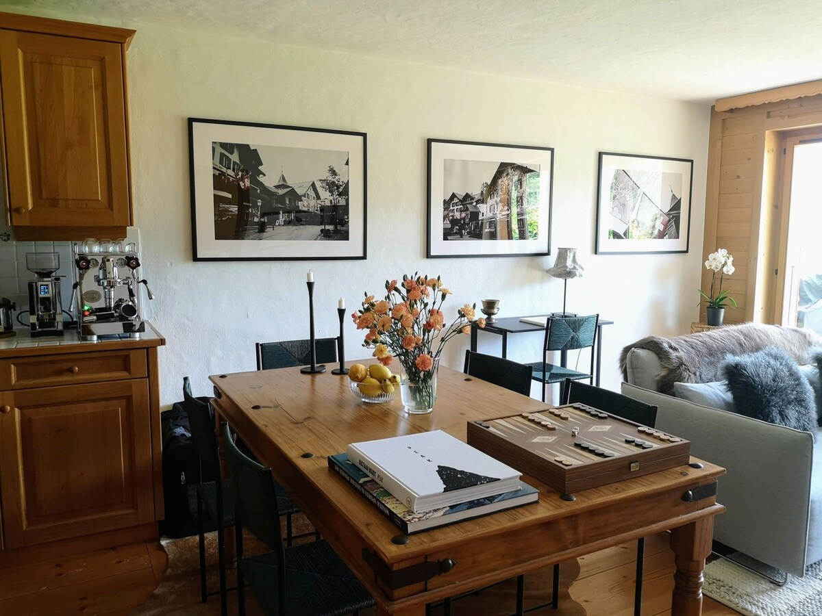 Stunning little pied-à-terre 15min from Gstaad!