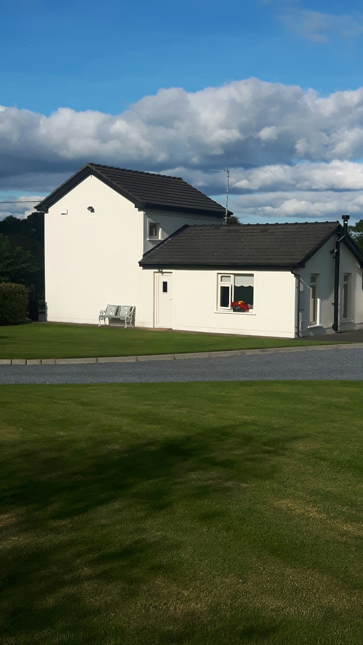 Chapel Meadow lodge, Clonard, Enfield, Co Meath.