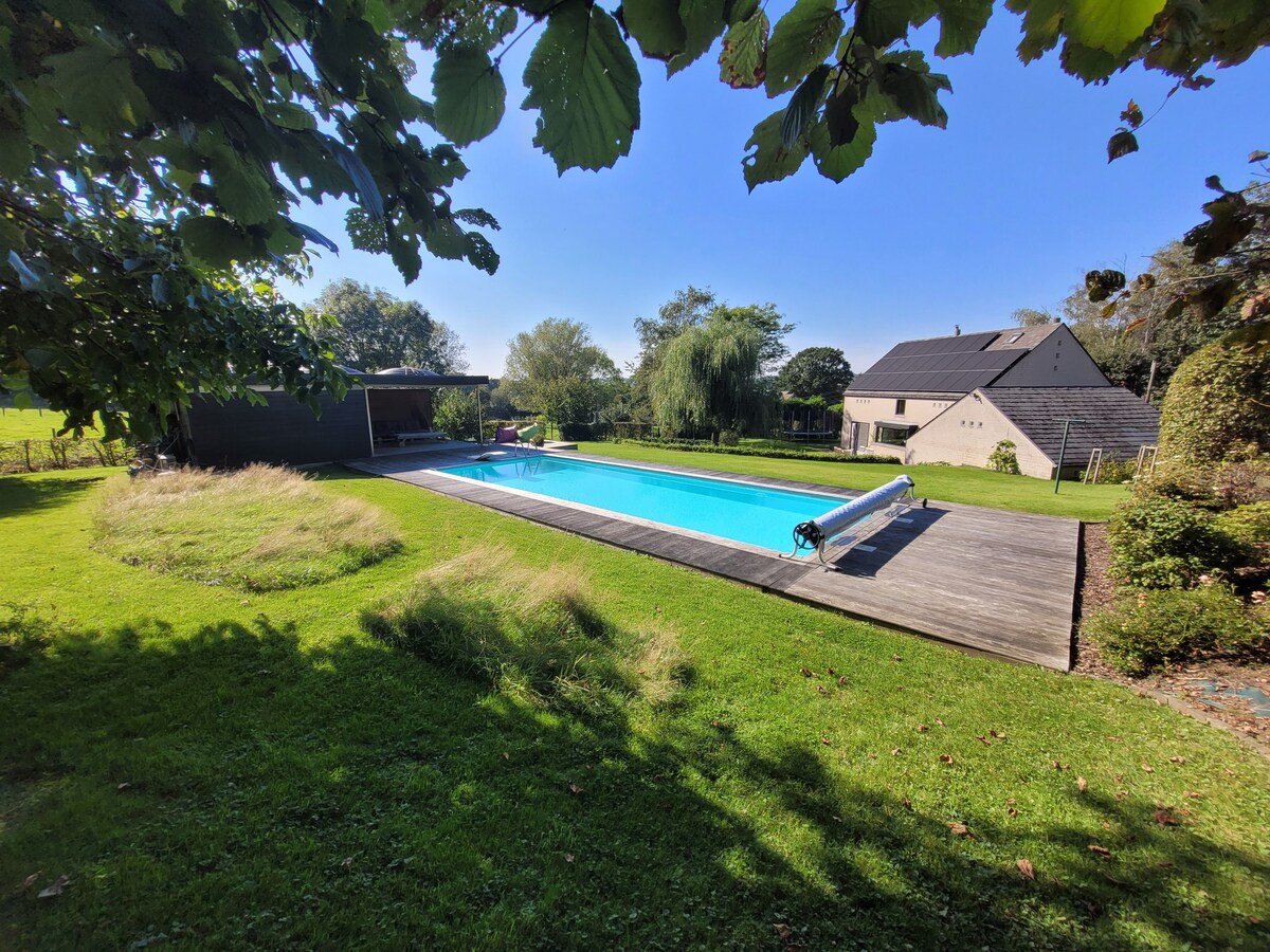 Jolie villa avec piscine dans le Pays de Herve
