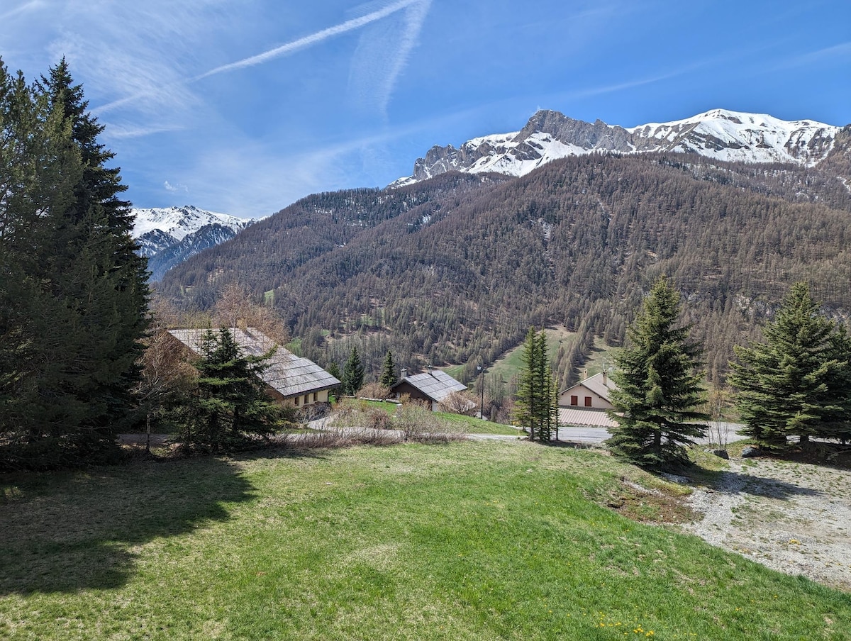 Calme et confort au coeur du Queyras 3* 1er étage