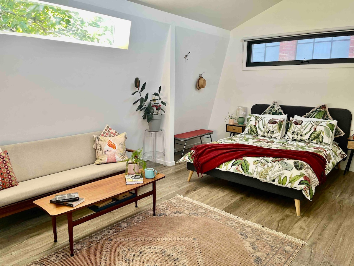 Fab Fitzroy Studio - Laneway Lifestyle