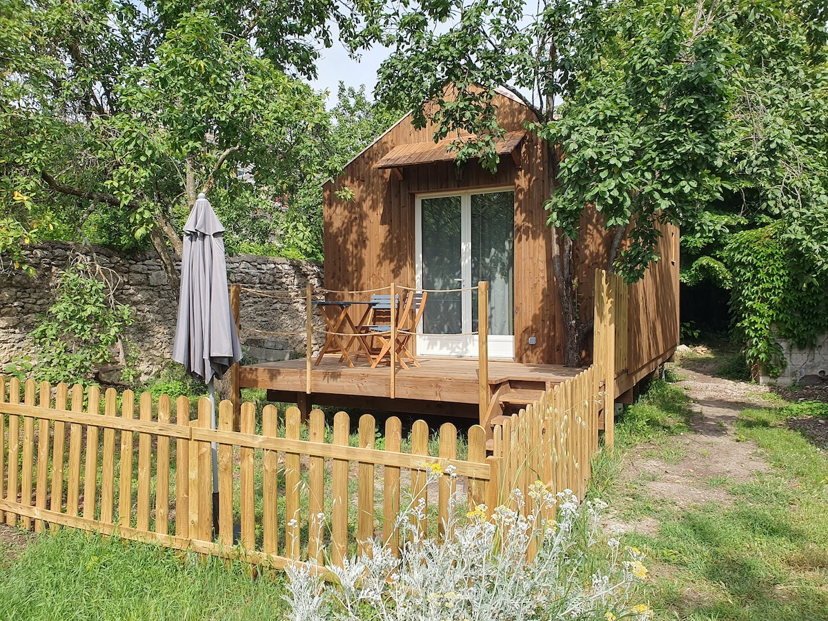 Studio en bois indépendant avec terrasse et jardin