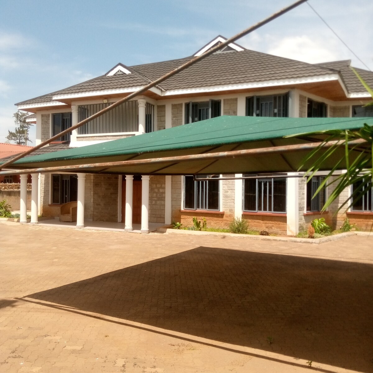 Hippos view cottage