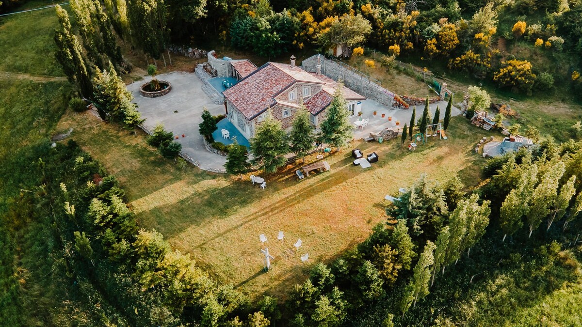 Chalet ParcodellaTimpa P.Nazionale Pollino Civita