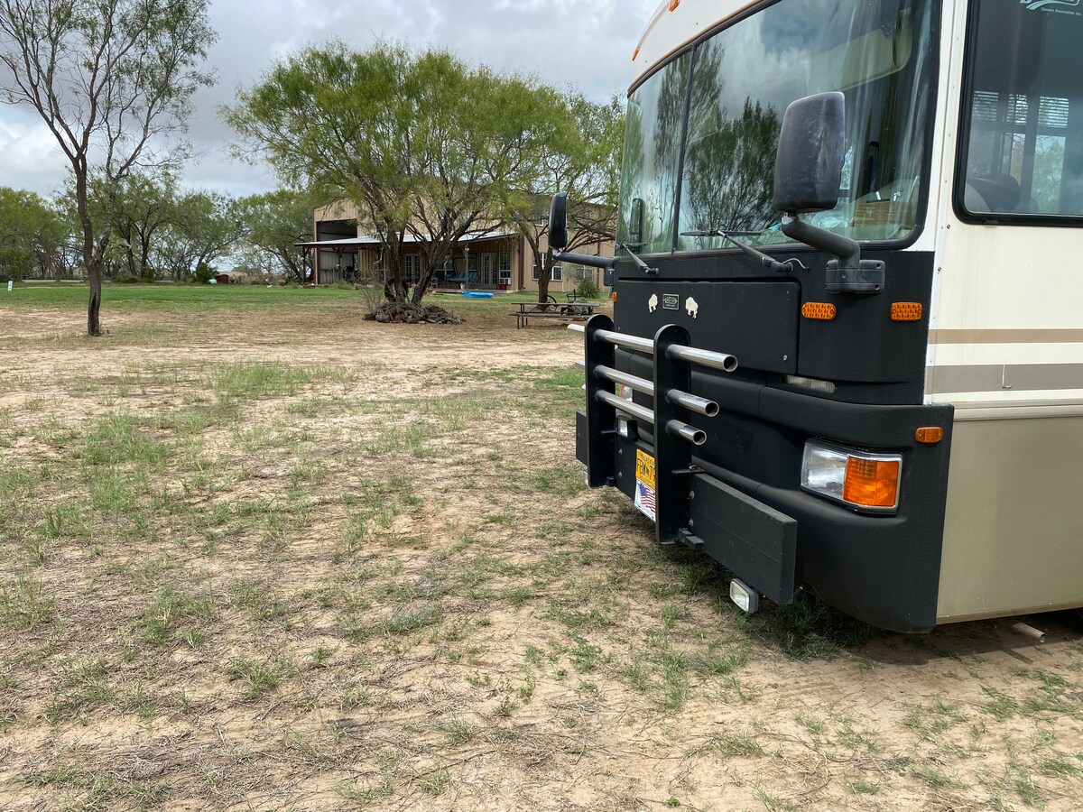 RV Parking full hookup @ Rose Hill site #2