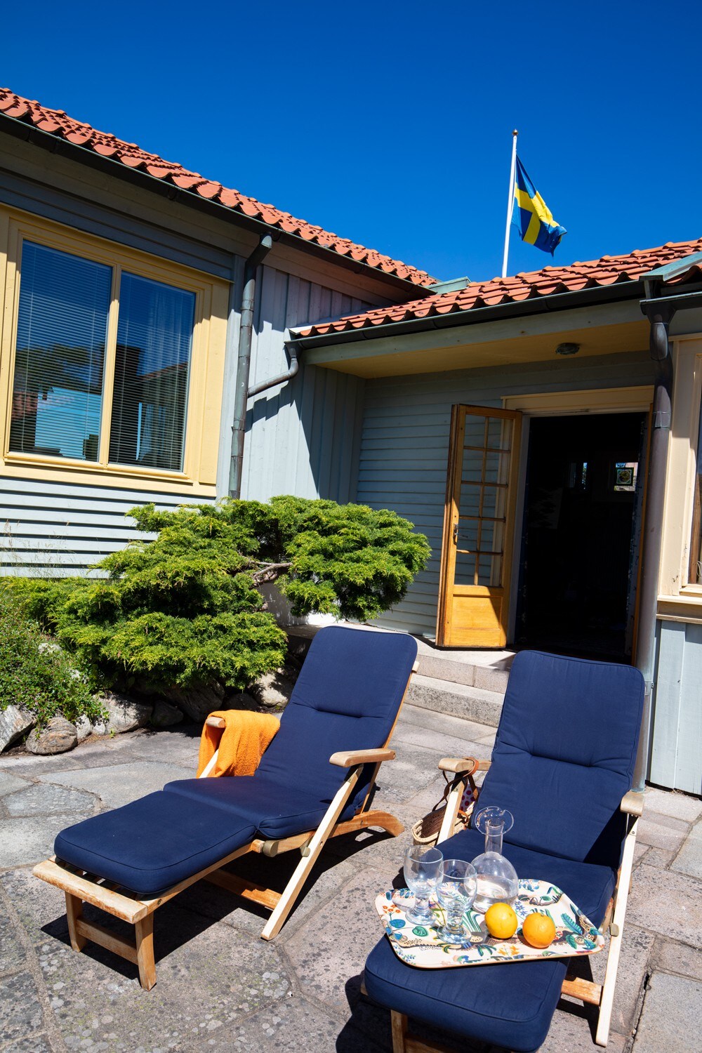 位于菲耶尔巴卡（ Fjällbacka ）的美丽房屋，景观绝佳。