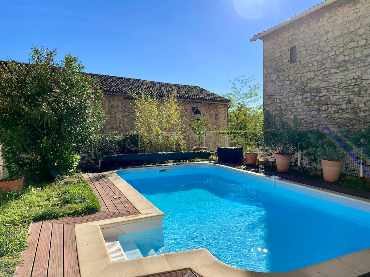 Refreshing stone house with private pool