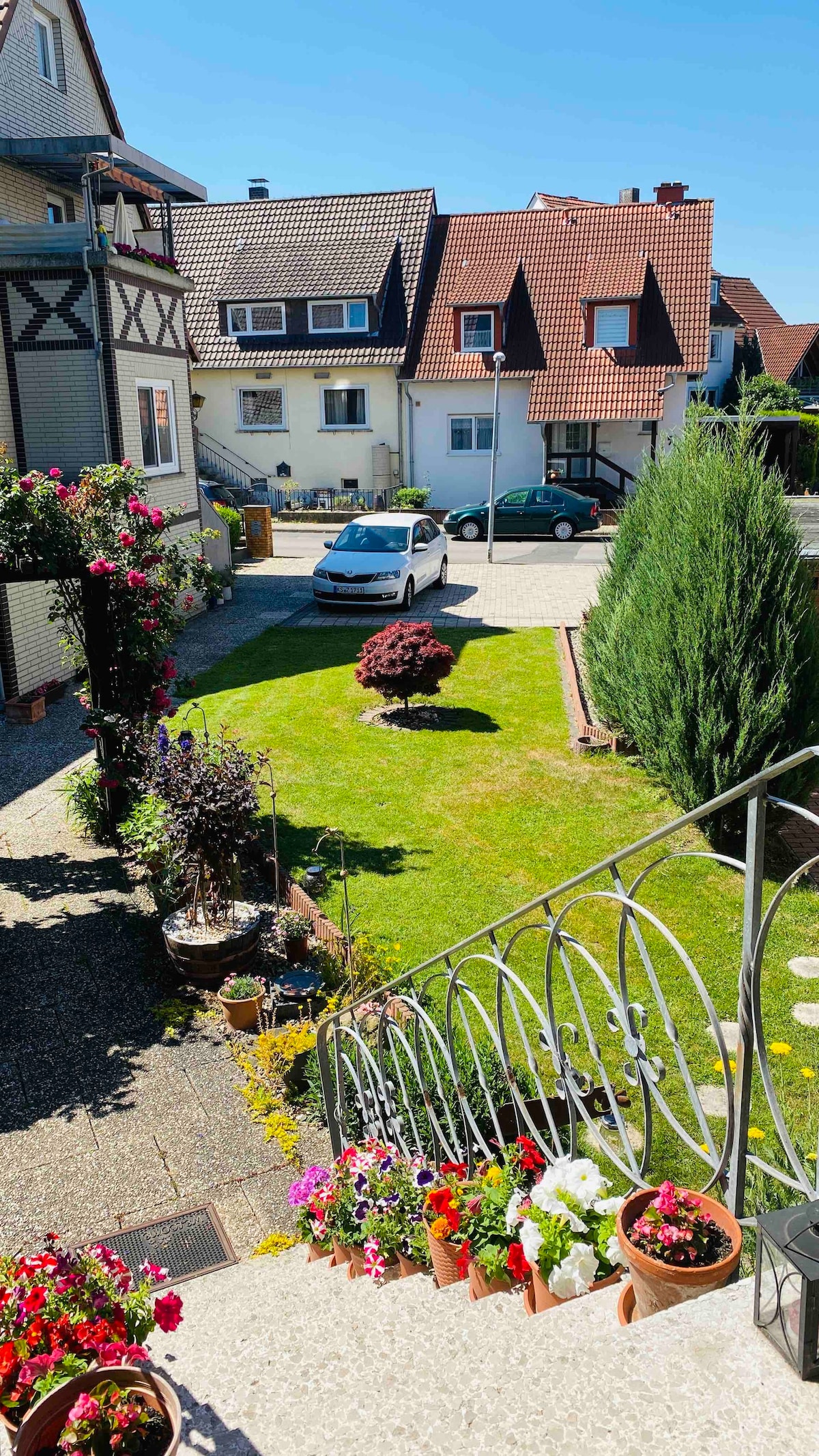 Souterrain in Stadtnähe mit 2 Bädern+EV Charger