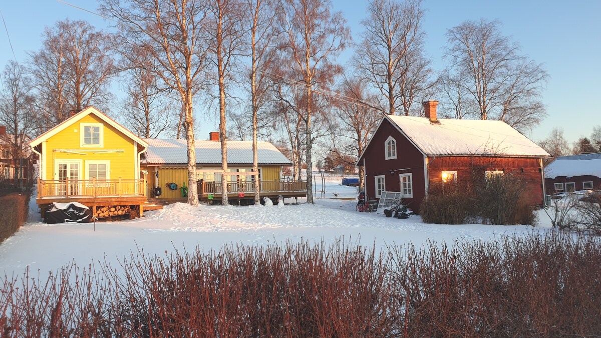 Villa med sjö- och fjällutsikt 10km från Östersund