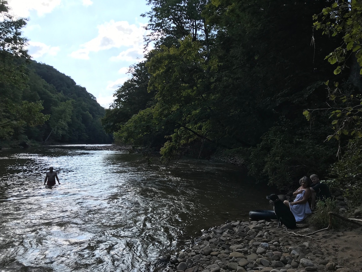 6 Acre Farmhouse along Dry Fork River -Canaan/Sods