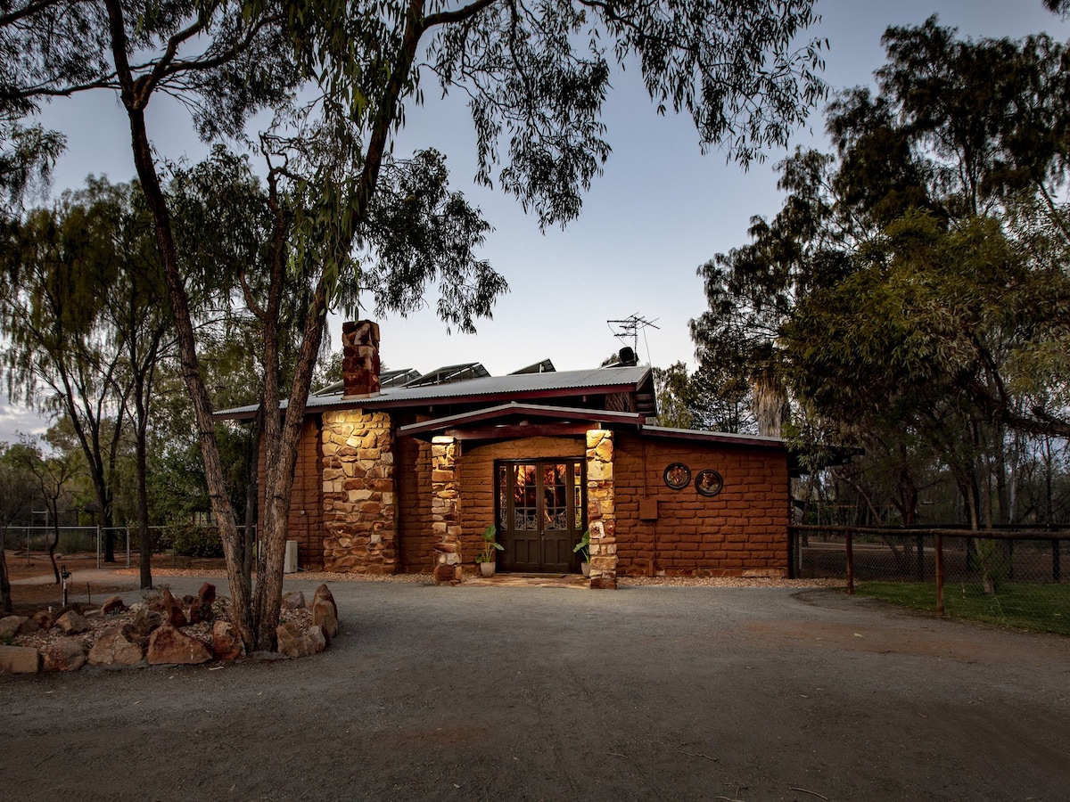 Sturt Desert Pea House