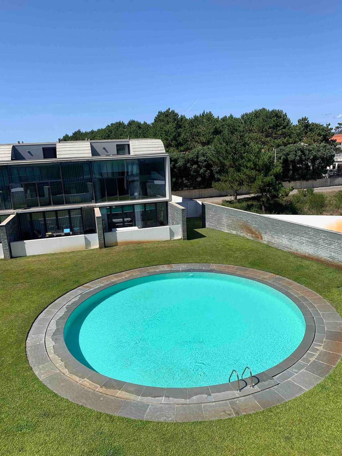 Luxury House with Pool on the Beach- Apúlia