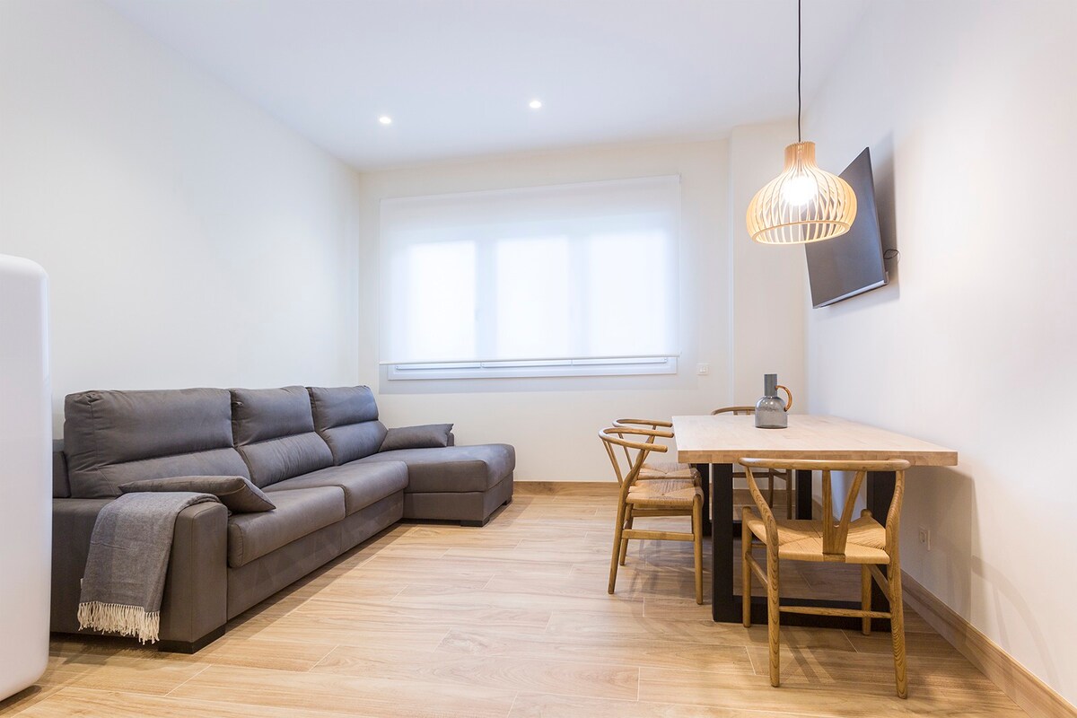 Getaria Apartamentuak-BalentziagaHIRU-FREE停车位