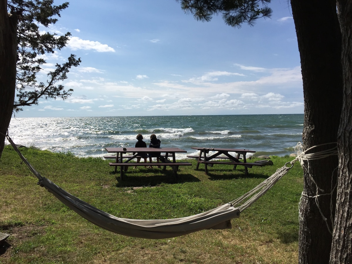 Waterfront house on Lake Ontario