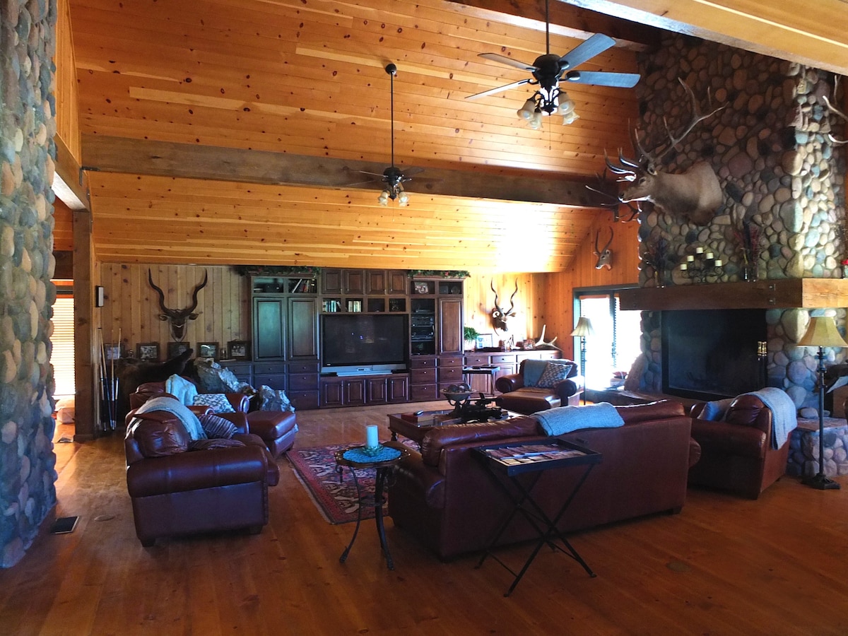 Premier Arizona Guest Ranch-Owner's Hideaway Suite