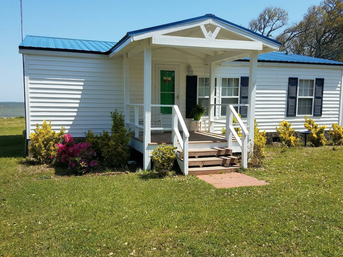 Paradise on Cedar Island Bay