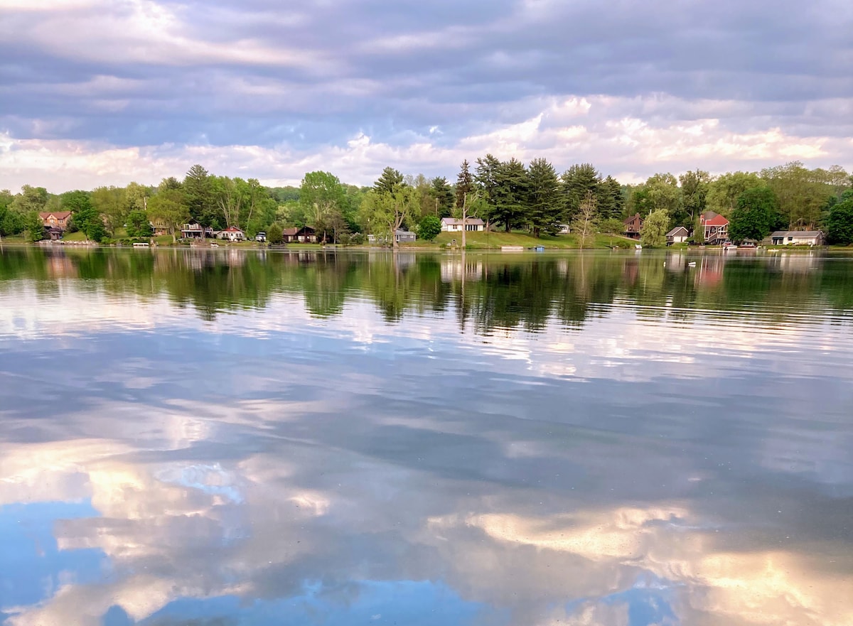 Sunrise Cottage Lake House