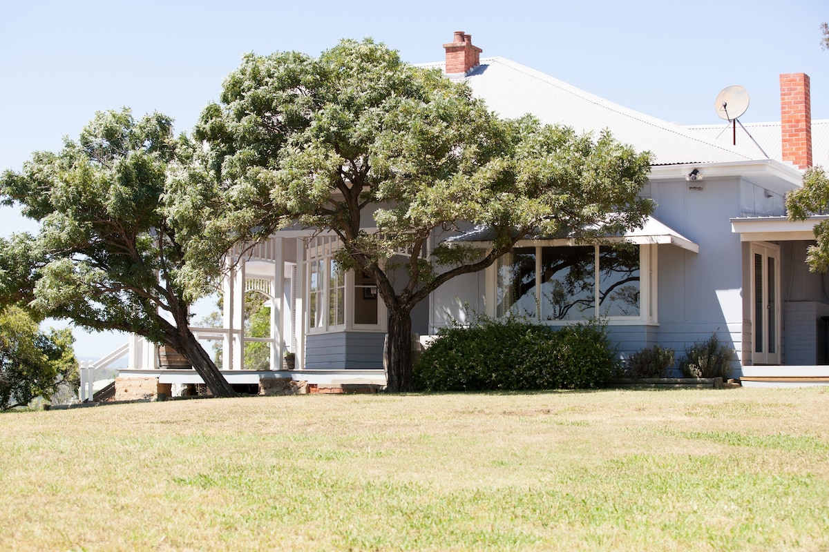 Audrey Wilkinson Vineyard - Oakdale Cottage