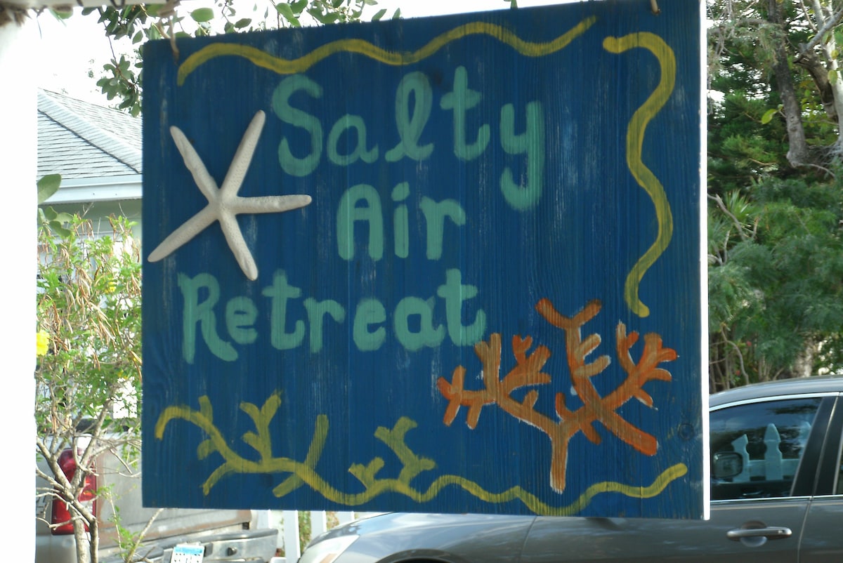 Salty Air Retreat "B"