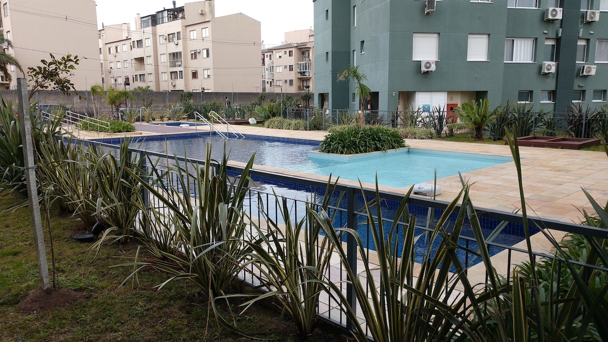 Apê com Piscina e Vista da Cidade