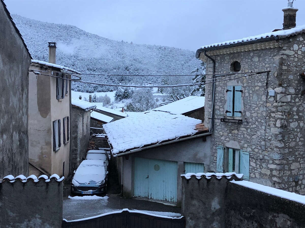 Maison Chamaloc centre du village