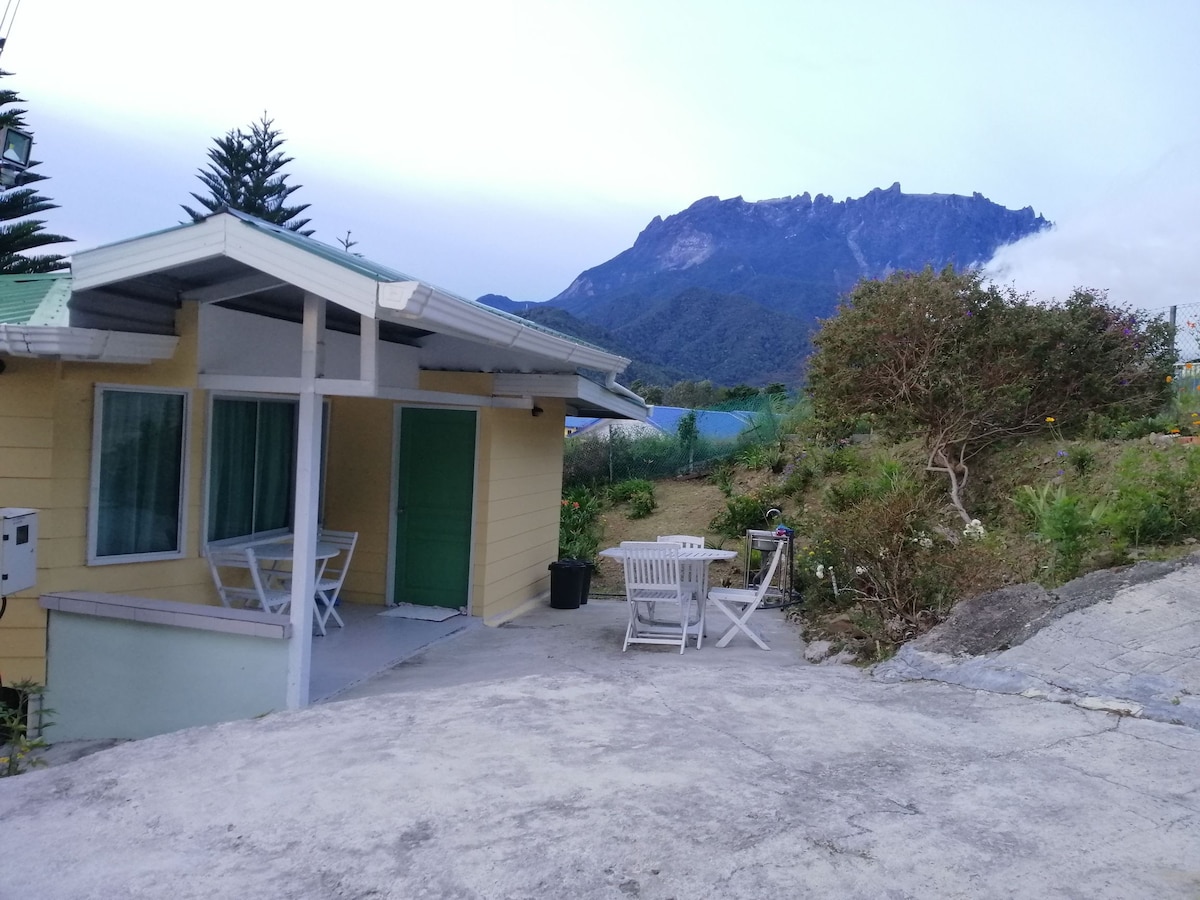 Mt Kinabalu Homestead/2间客房度假木屋（最多可入住6人）