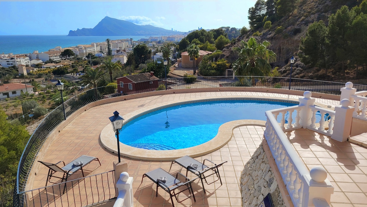 Villa Antonia with Spectacular all-round Sea View