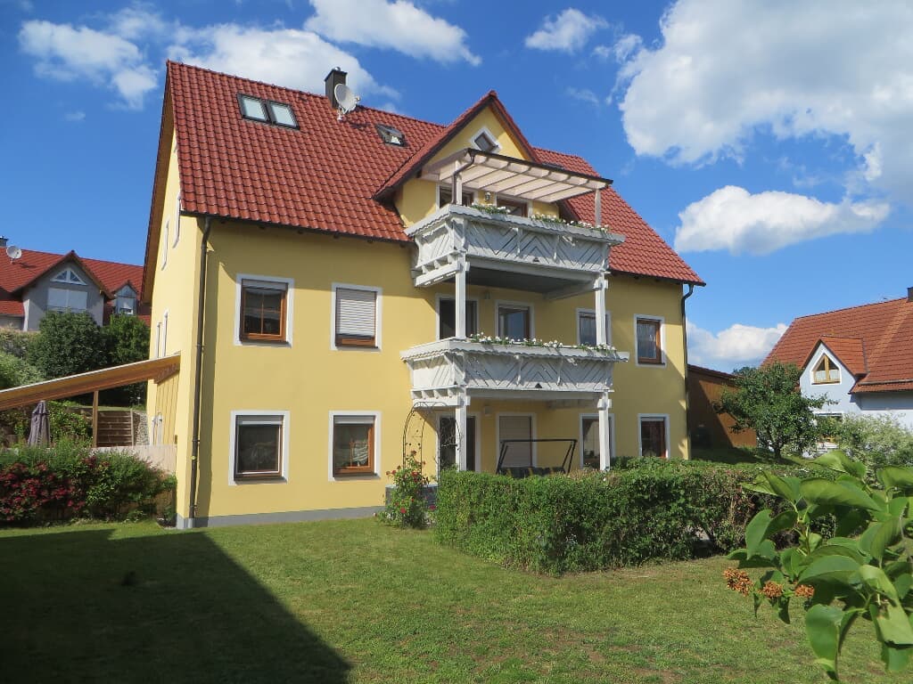 Pension Küblböck (Bad Neualbenreuth), Doppelzimmer mit Fernseher und WLAN