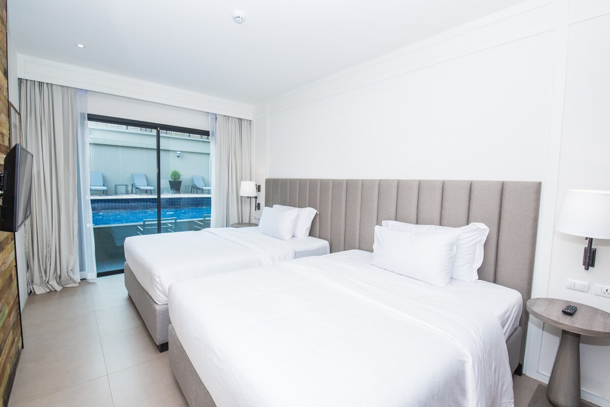 位于奥南海滩（ Aonang Beach ）的悬崖客房，可通往高级游泳池-仅限客房