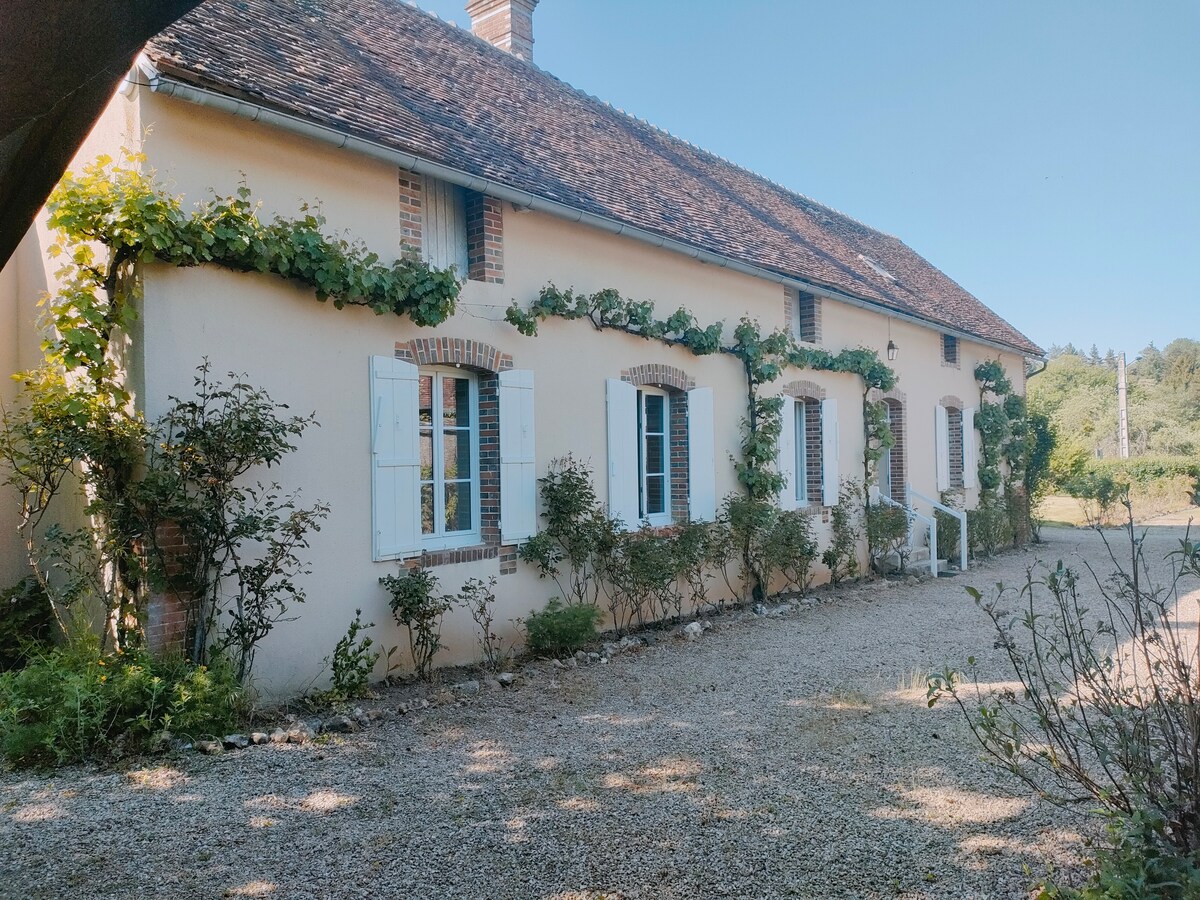 Très belle maison sur propriété avec piscine