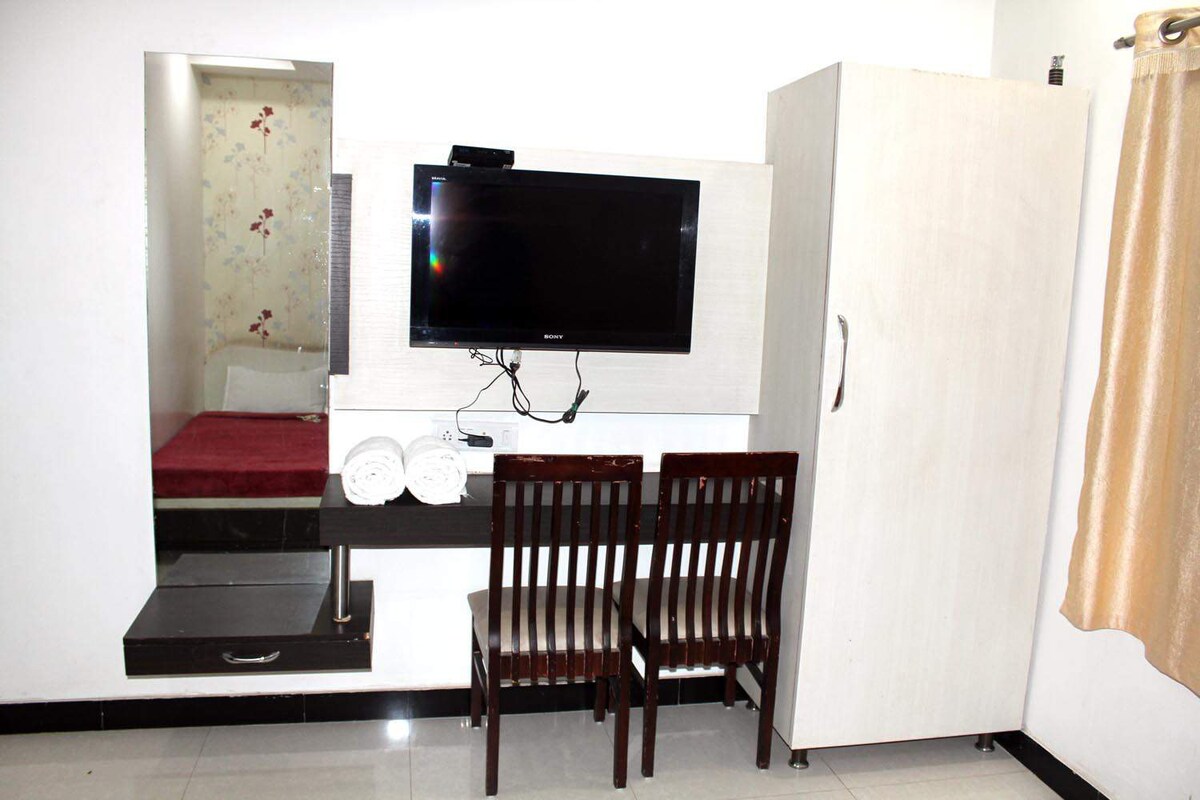 Lowerst price in BHUJ with best amenities and staf