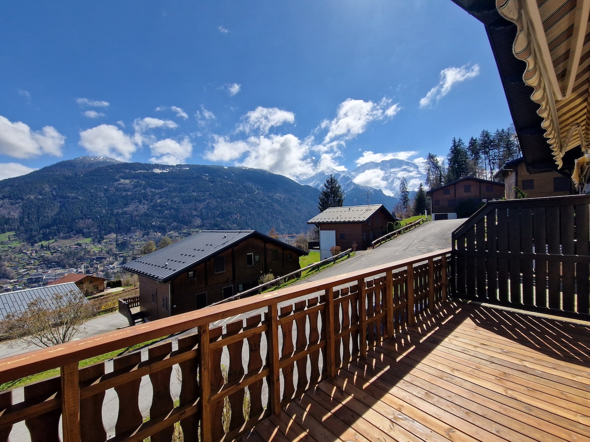 Beau duplex 6 personnes face au Mont-Blanc