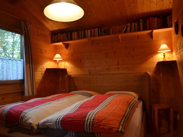 露营小径上的度假屋（ Rotenburg a. d.富尔达） -、度假屋、29平方米、1卧室、阳台（带座位） ，最多可入住3人