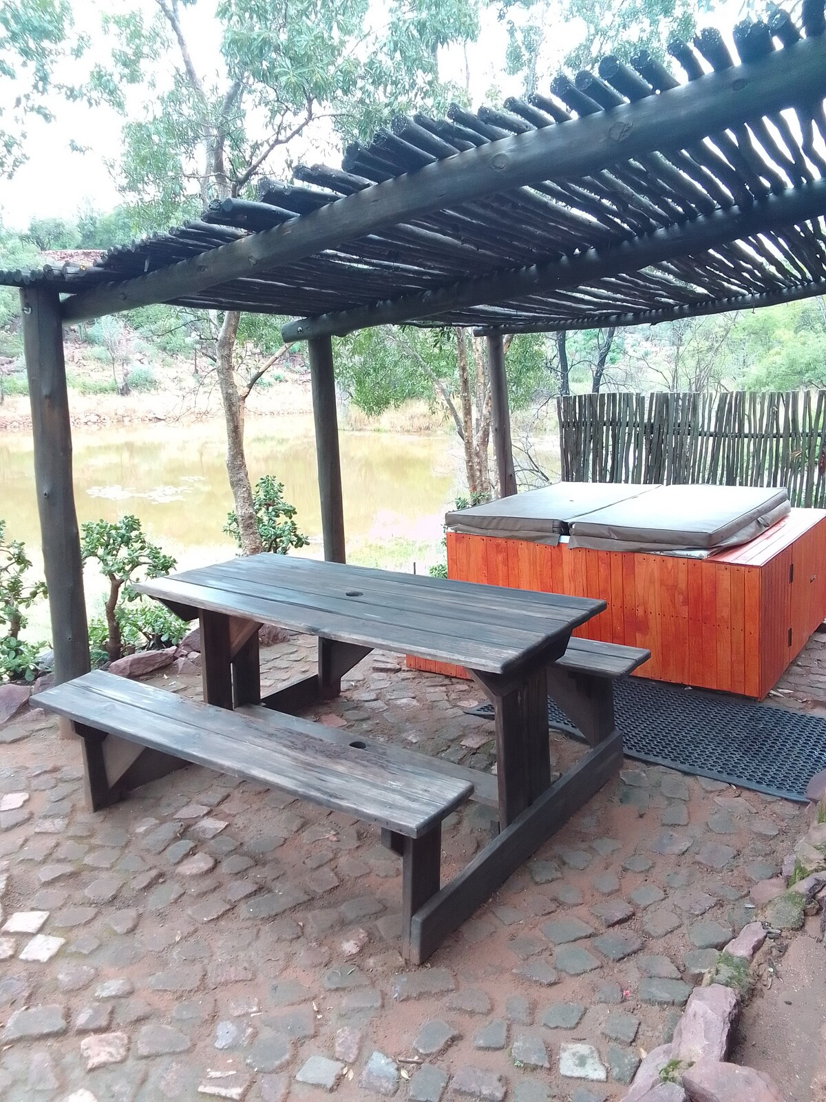 8-sleeper unit - King Fisher at Lethabo Lodge