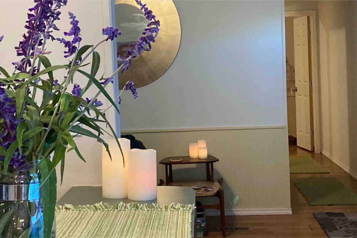 SunSet Guesthouse: cozy, convenient, comfortable
