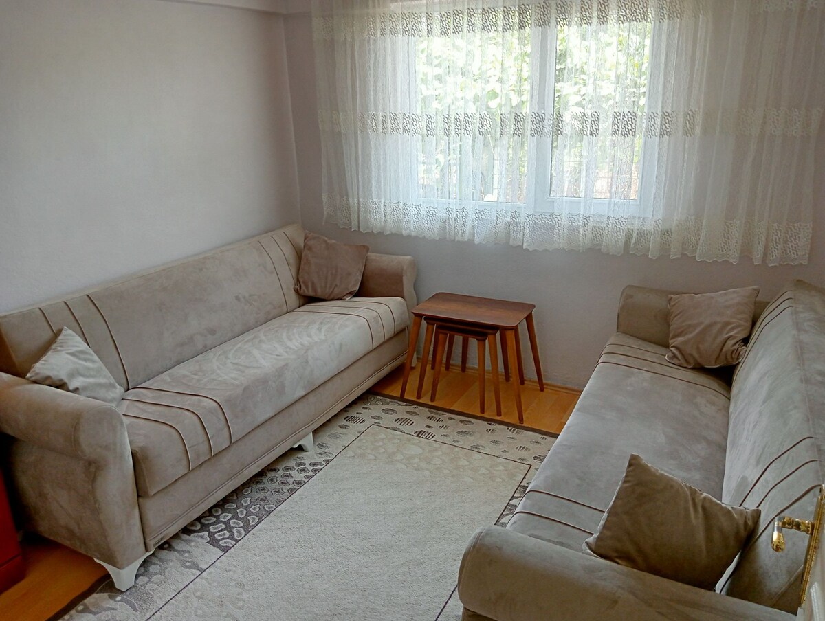 Near Airport, 2BR comfortable