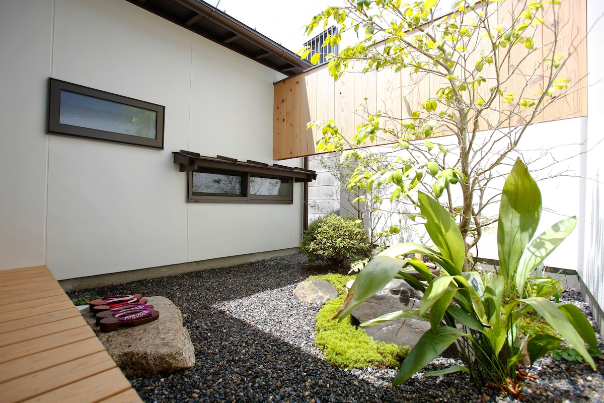 Tsubaki House -传统京都联排别墅