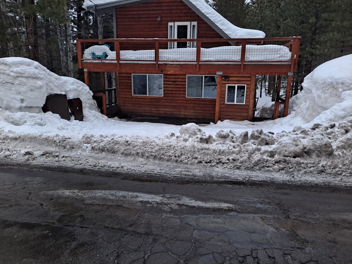 太浩湖（ Lake Tahoe ）的神奇度假胜地！