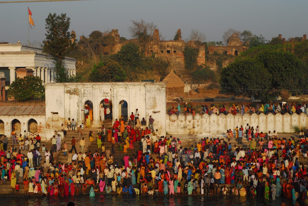 Gulnaar, Maksudpur Garh客房