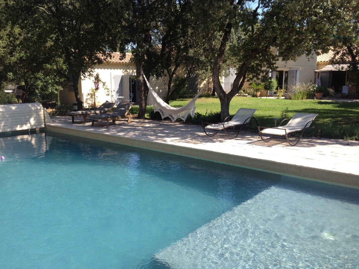 Maison avec piscine en Provence 2 à 12 vacanciers
