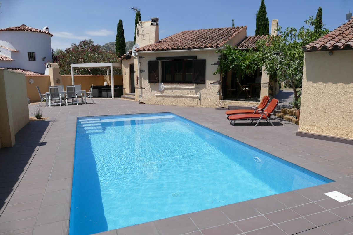 Lovely 3 bedroom holiday home with privat pool