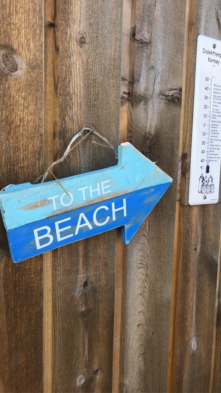 Bo nær kritthvit strand, mer unikt blir det ikke